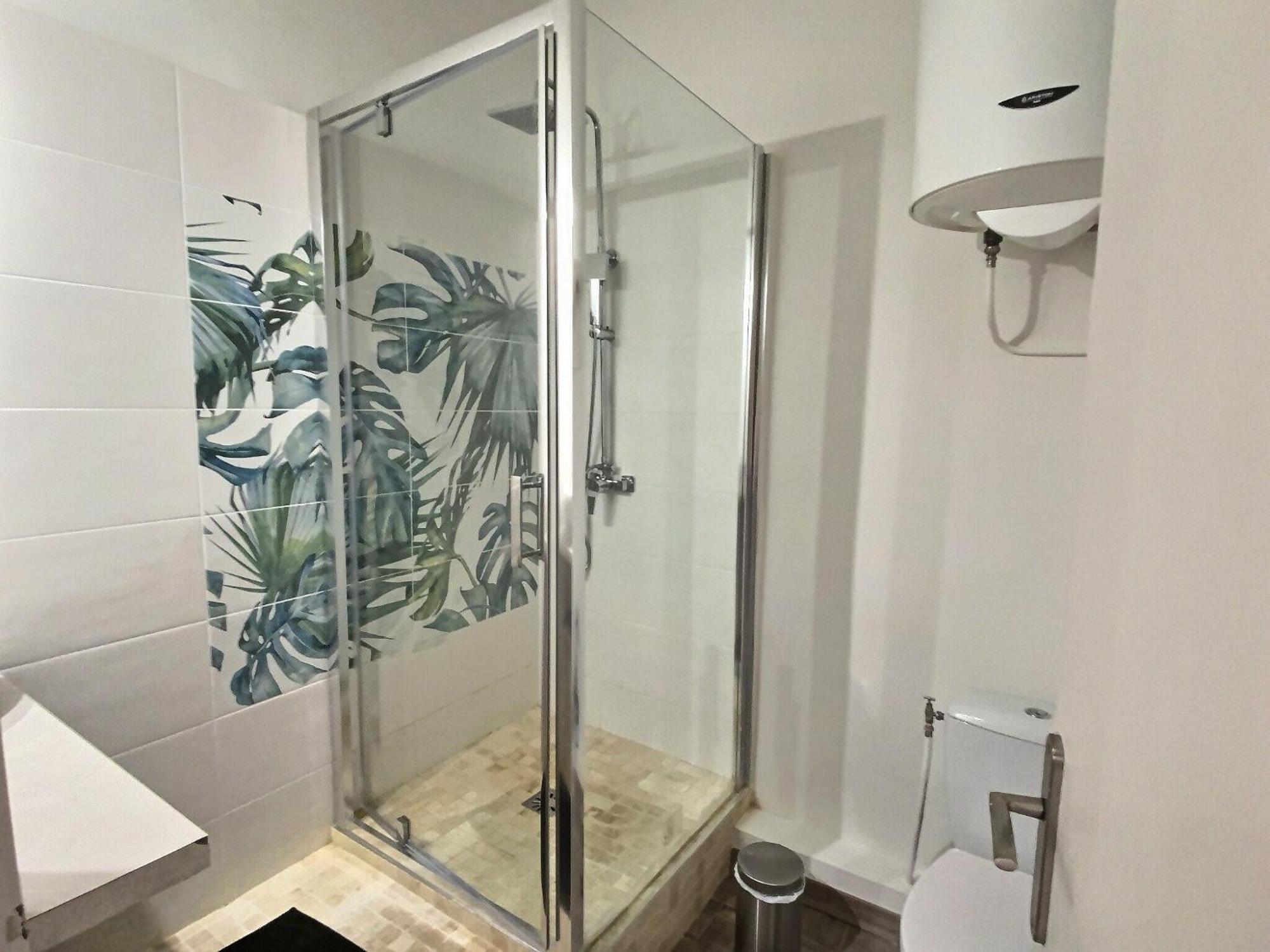 Vieil Et Mezzanine Proche De La Apartamento Antibes